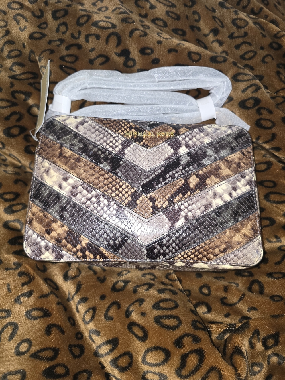 Michael Kors Snake-Print Chevron Crossbody Bag - Picture 5 of 7